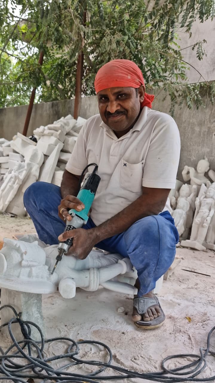 KM Jindal Fine Carving Detailing